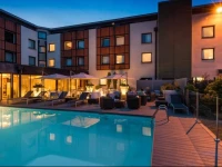 Holiday Inn Toulouse Airport 4*