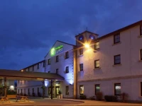 Holiday Inn Express Perth 3*