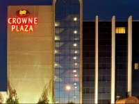 Crowne Plaza Suites Arlington 4*