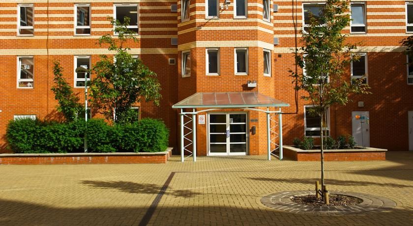 Stamford Street Apartments 3*