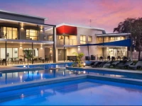 Middle Rock Holiday Resort 4*