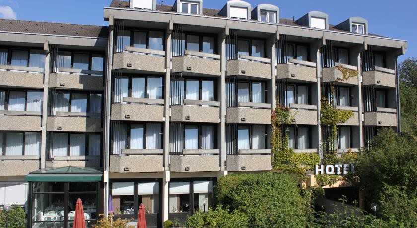 Hotel garni Altenburgblick 3*