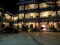 Yinfeng Hotel 3*