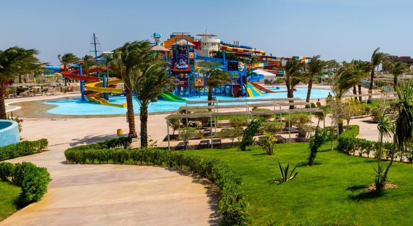 Jaz Makadi Oasis Resort 4*