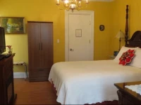 Redwood Bed and Breakfast 3*