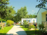 Camping Les Genets 2*