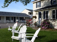 Footbridge Beach Motel 1*
