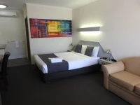 Wine Village Motor Inn 3*