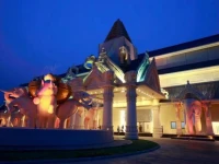 Savan Vegas Hotel and Casino 5*
