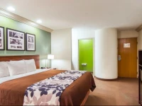Sleep Inn & Suites Edmond 2*
