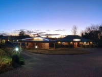 Rest Point Motor Inn 3*