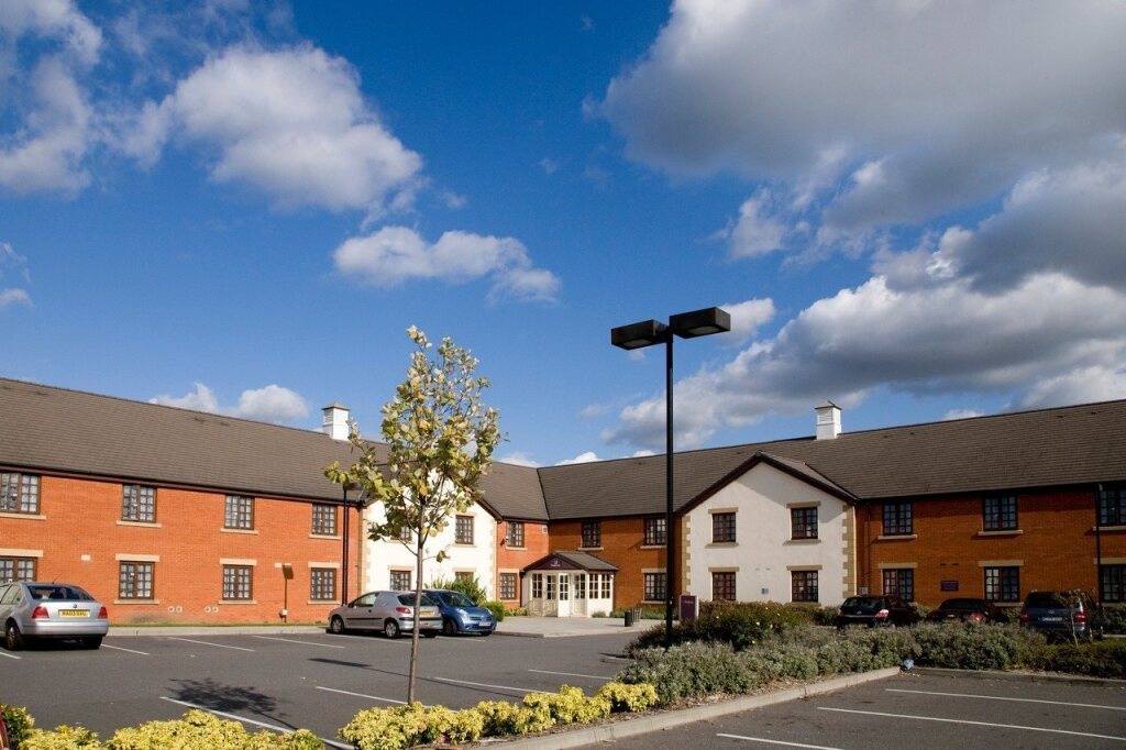 Premier Inn Waltham Abbey 3*