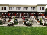 Smaragdi Hostel 2*