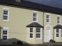 Red Kite House 2*