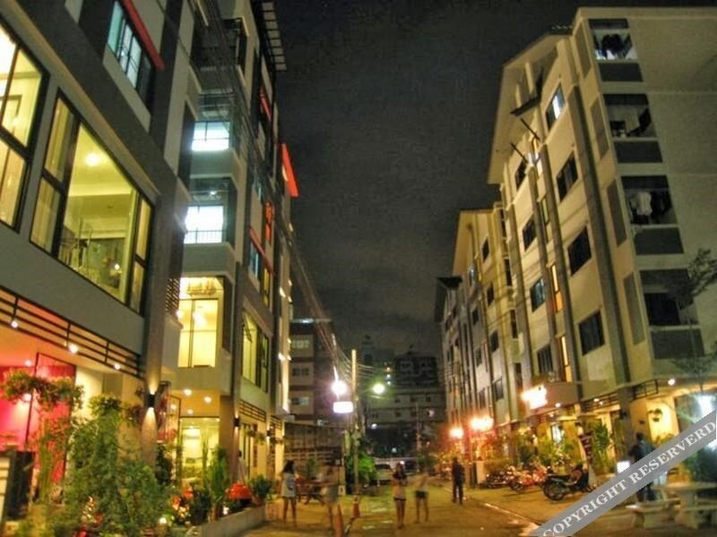 Florencia Apartment 2*