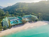 Le Meridien Phuket Beach Resort 5*