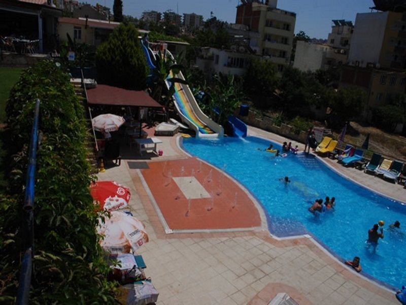 Club Hotel Lion 