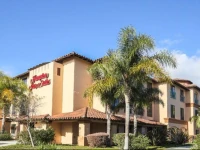 Hampton Inn & Suites Camarillo 3*