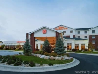 Hilton Garden Inn Fargo 3*
