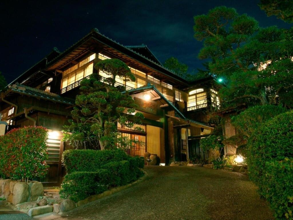Hotel Hanakoyado 3*