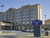 Hampton Inn Sydney 3*