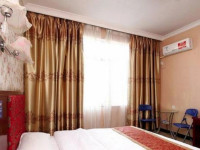 Yangshuo Fengqing Holiday Inn