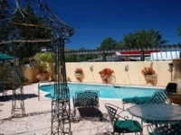 Vineyard Inn Hotel 3*