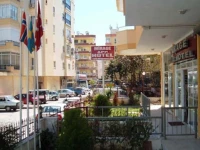 Mirage Apart Family Suite Hotel 3*