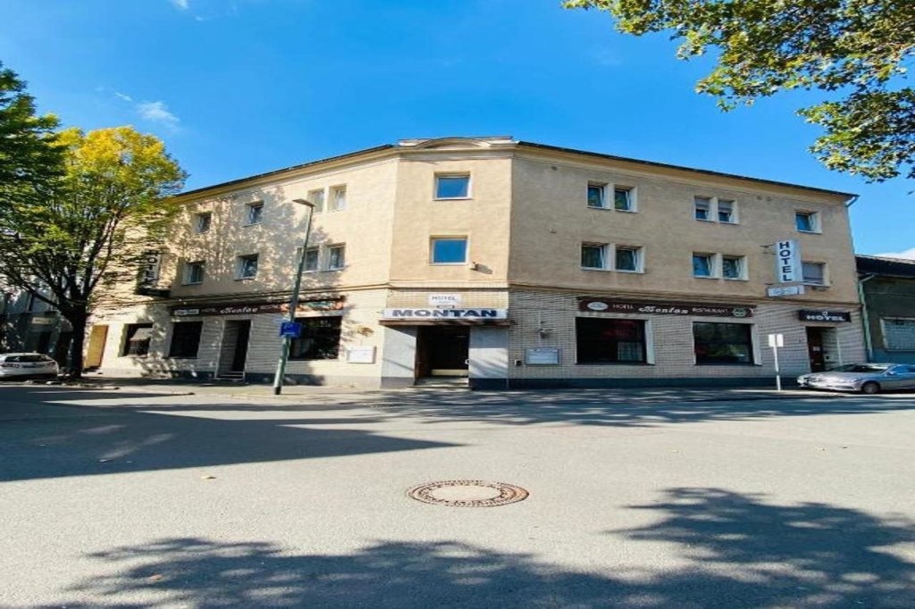 Hotel Montan 3*