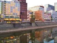 Courtyard by Marriott Duesseldorf Hafen 4*