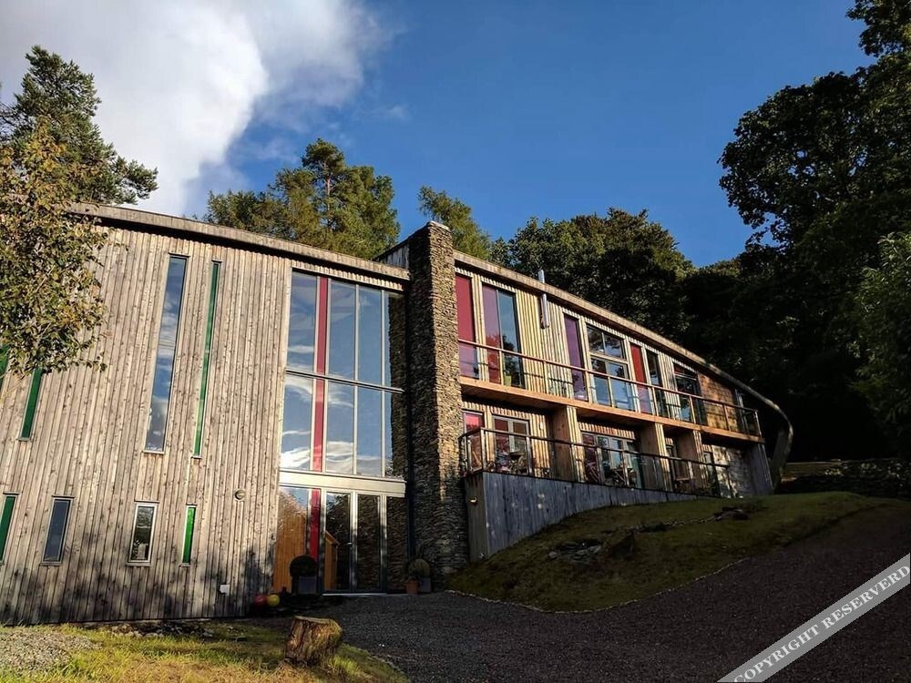Dome House 4*