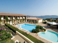 Palau 4*