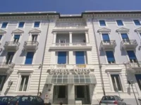 Palace 4*