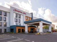 Hampton Inn Eugene 3*