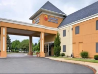 Comfort Inn & Suites Coldwater 2*