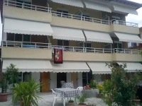 Kyparisis Rooms 