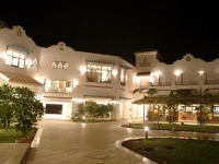 Lahami Bay Beach Resort and Gardens 4*