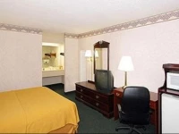 Quality Inn Hillsville 2*