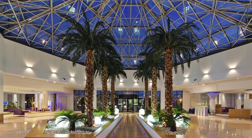 Novotel Convention & Wellness Roissy CDG 4*