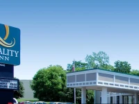 Quality Inn Geneseo 2*
