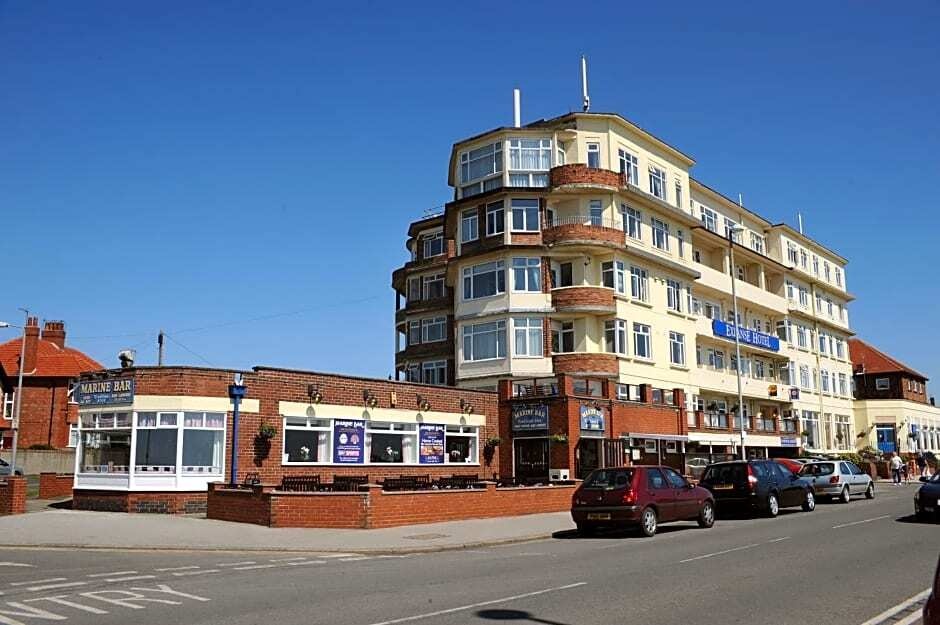 Expanse Hotel 4*