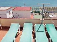 Apartamentos La Proa 2*