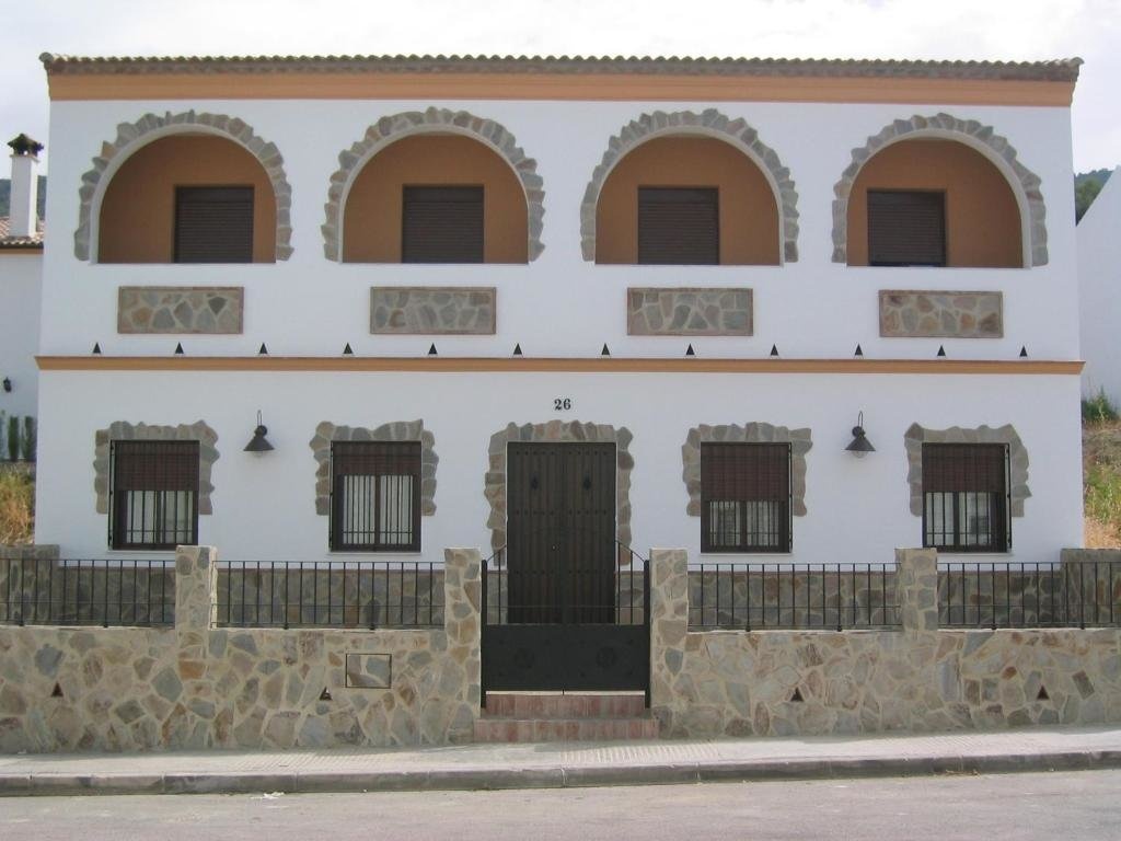 El Corral de Dolores 1*
