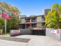 Arrival Accommodation Centre 3*