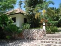 Connies Villas 3*