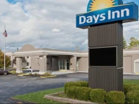 Days Inn Batavia 2*