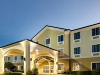 Comfort Suites San Angelo 2*