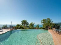 Sea Star Apartments 4*