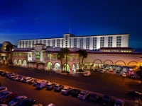 Gold Coast Hotel and Casino 3*