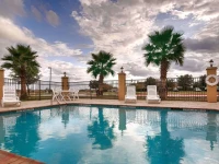 BEST WESTERN Bastrop Pines Inn 3*